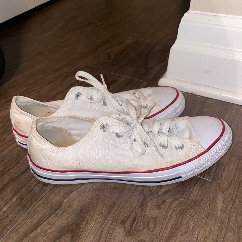 Women’s size 9.5 converse